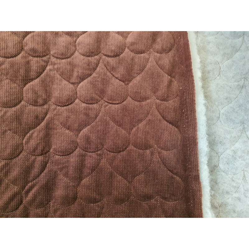 Velvet quilted Cappuccino heart - 1m - OUT 1628