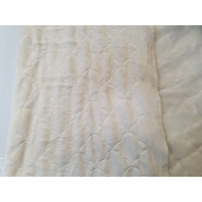 Minky quilted Pristine cloud - 1m - OUT-1665